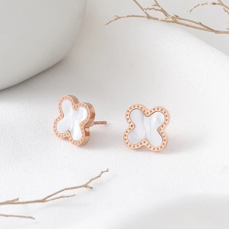 Clover Style Earrings