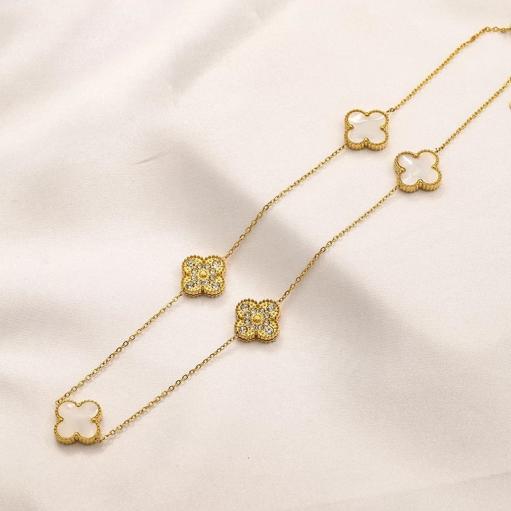 Double Toned Necklace (Clover)