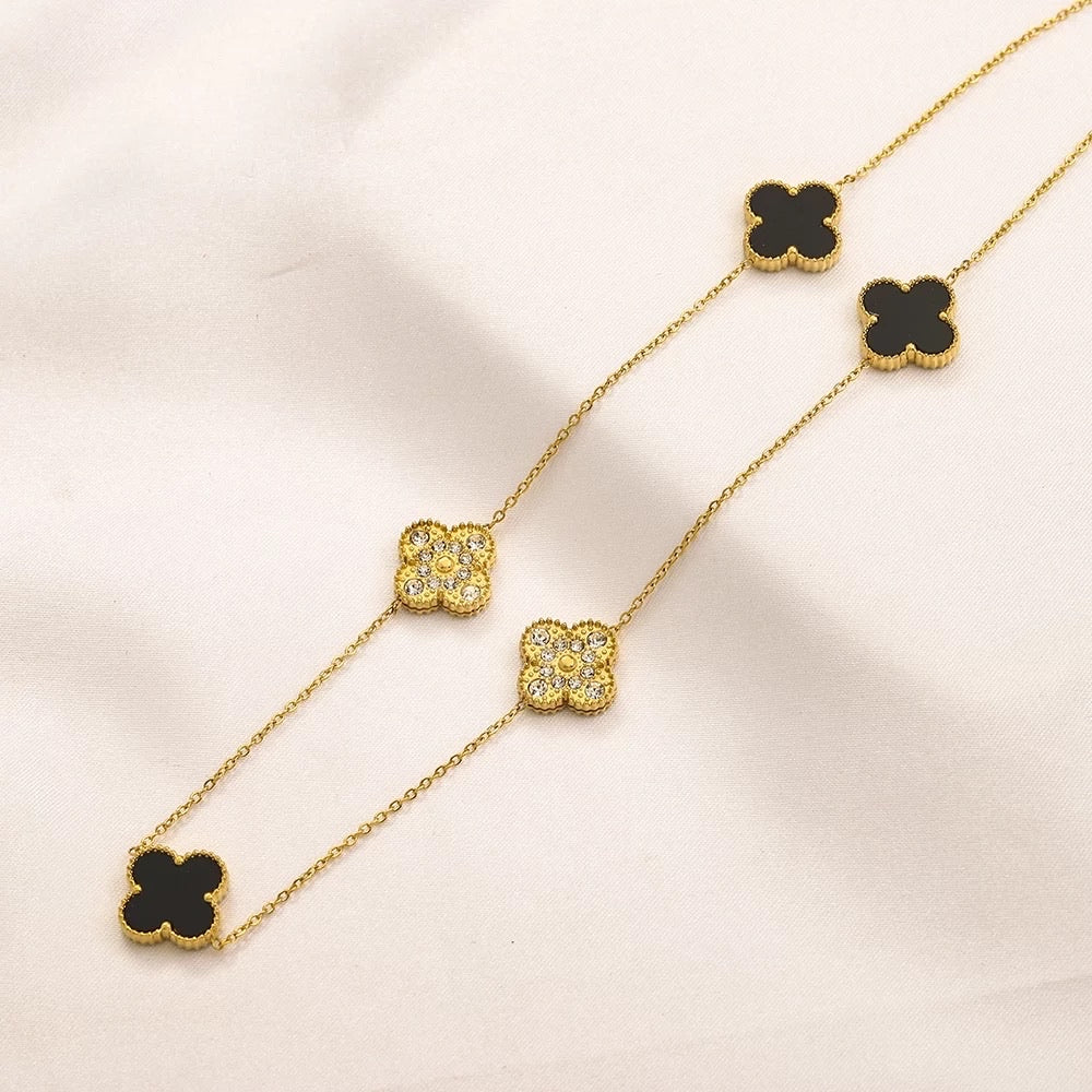Double Toned Necklace (Clover)