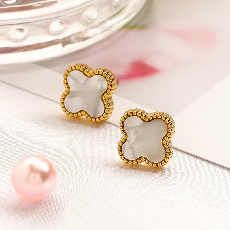 Clover Style Earrings