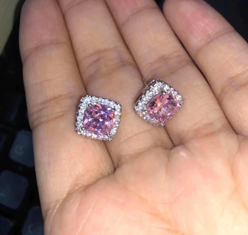 Cluster Diamonds Stud Earrings